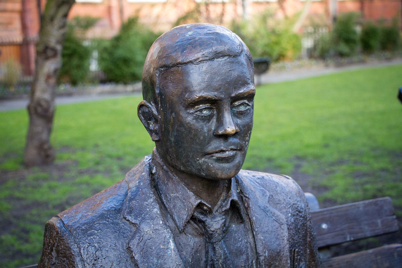 4. Alan Turing'in Kriptografi ve Bilgisayar Bilimi Keşifleri